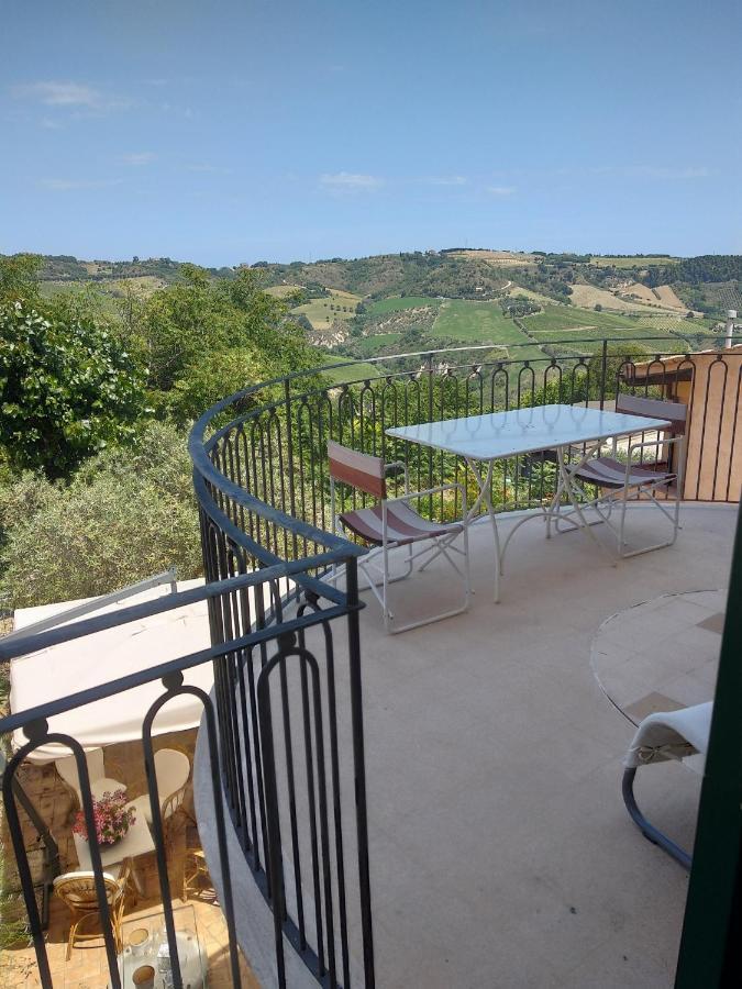 B&B Palazzo Mestichelli Boutique Palace Monteprandone Bagian luar foto