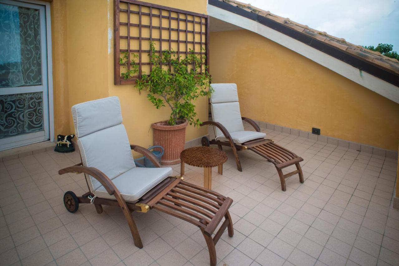 B&B Palazzo Mestichelli Boutique Palace Monteprandone Bagian luar foto