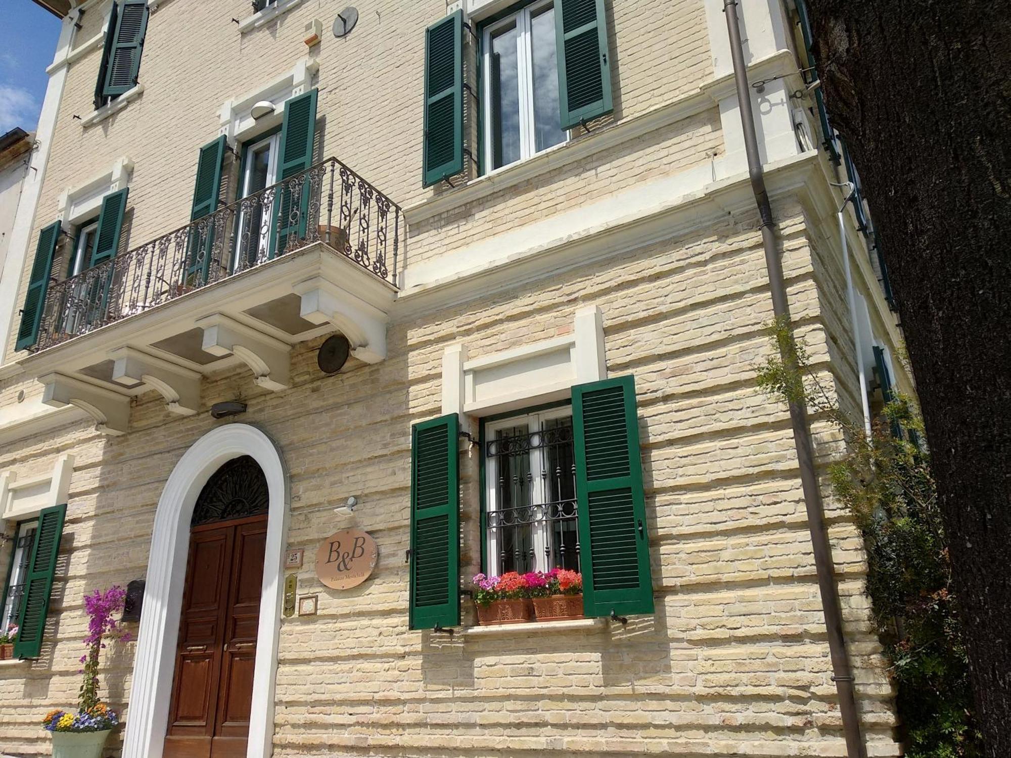 B&B Palazzo Mestichelli Boutique Palace Monteprandone Bagian luar foto