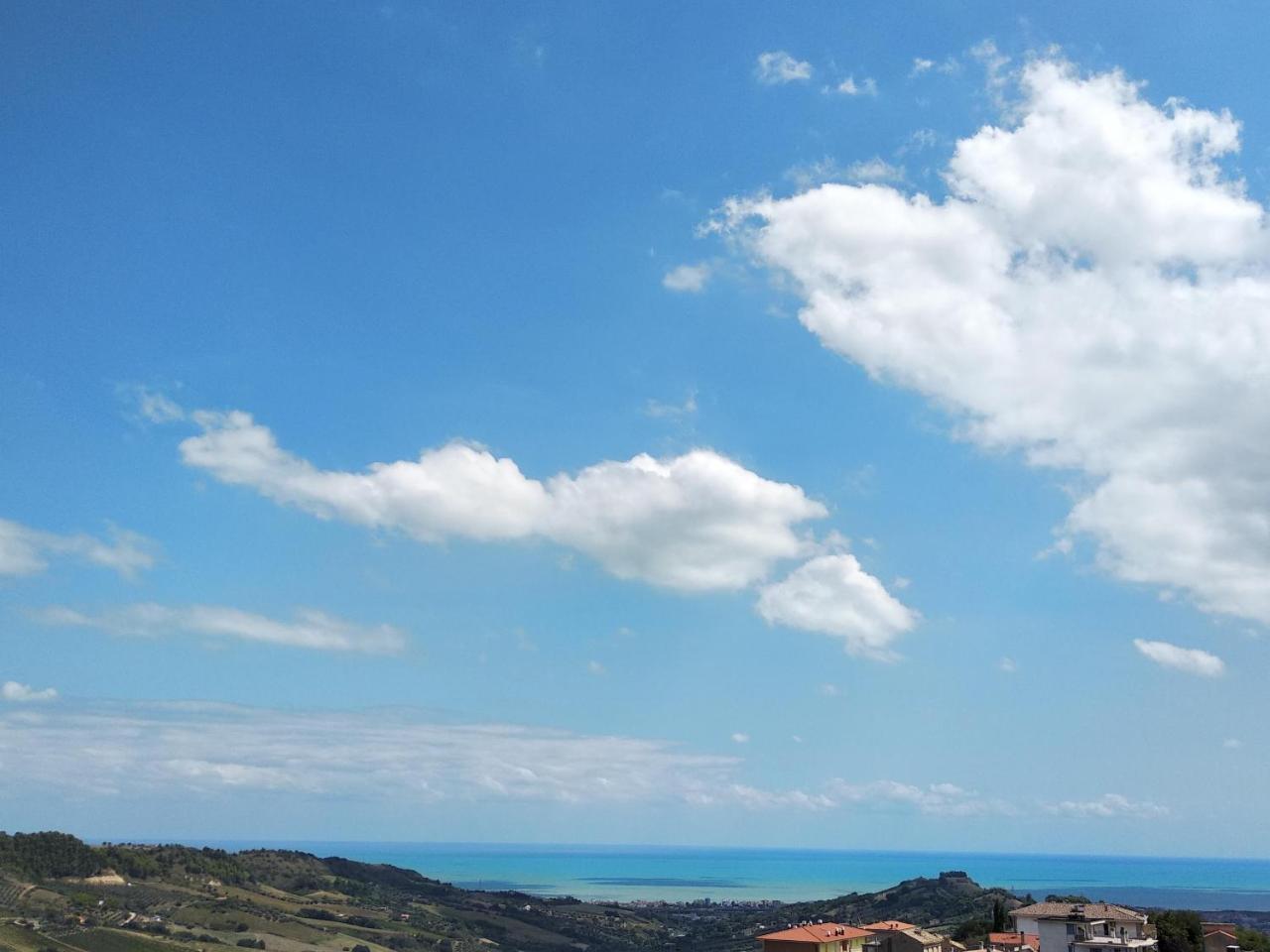 B&B Palazzo Mestichelli Boutique Palace Monteprandone Bagian luar foto